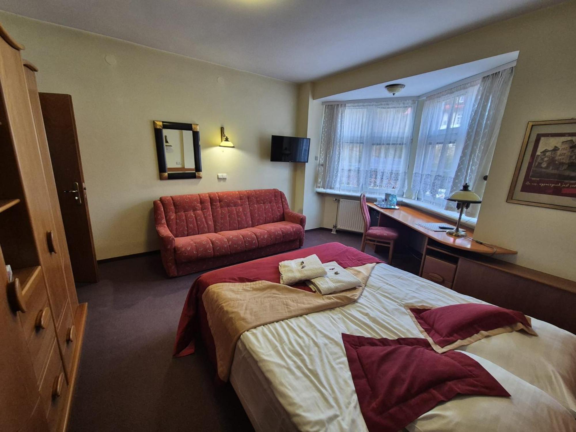 FAMILIJNY Ośrodek Wypoczynkowo - Rehabilitacyjny Krynica Zdrój Hotel Exterior foto