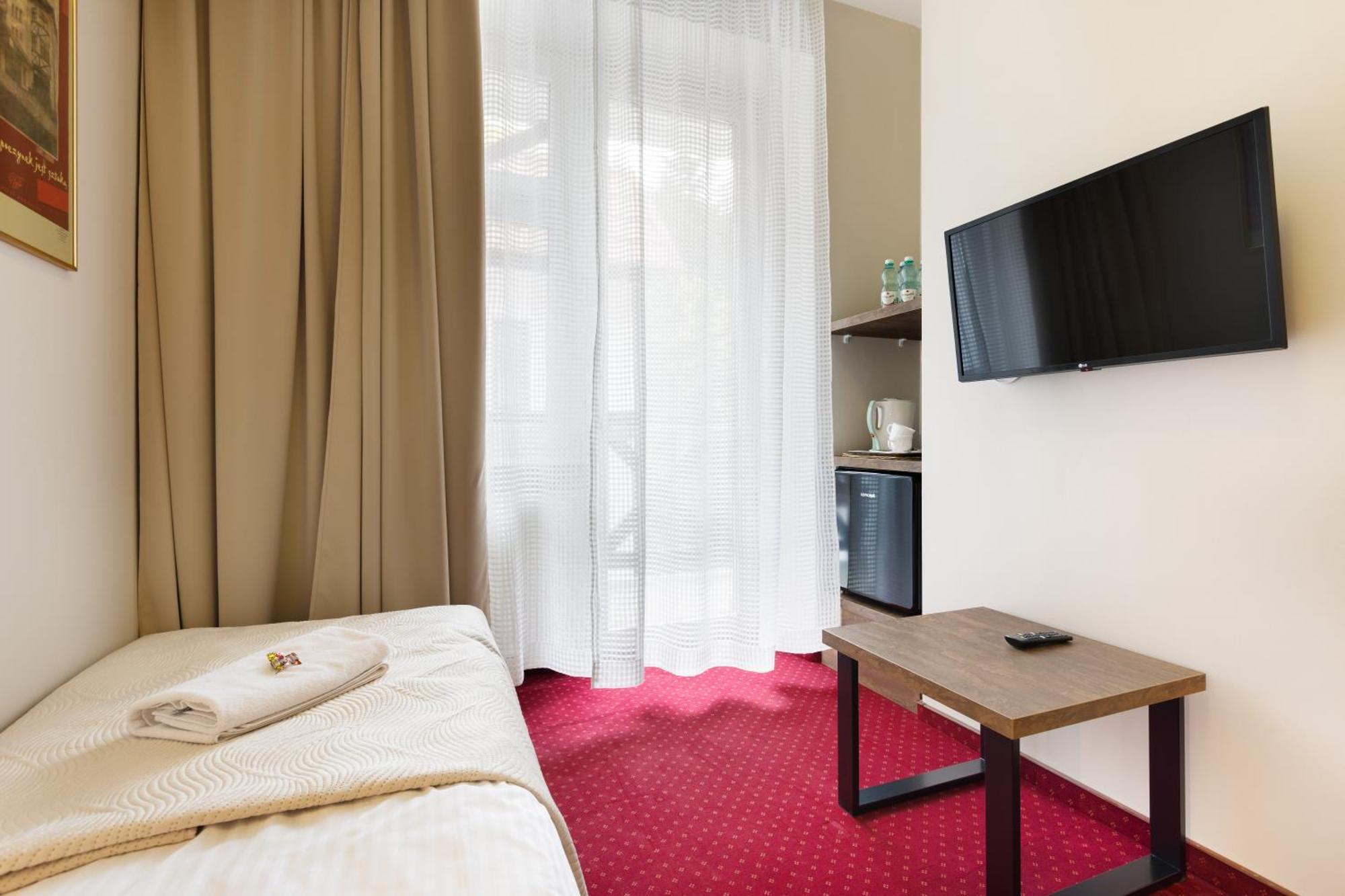 FAMILIJNY Ośrodek Wypoczynkowo - Rehabilitacyjny Krynica Zdrój Hotel Exterior foto